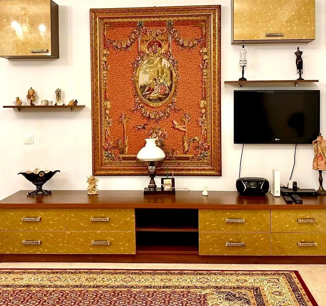 New Burgeois Berindey Apartment - Universitate Bucharest Romania