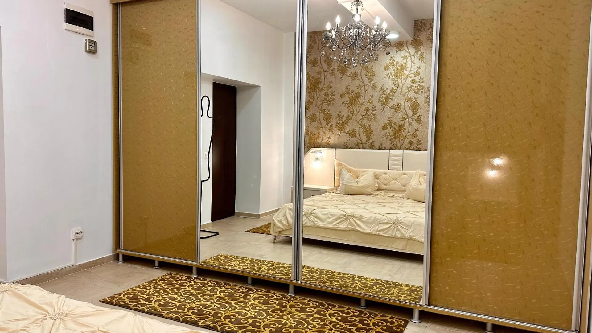 New Burgeois Berindey Apartment - Universitate Bucharest 0*,  Romania
